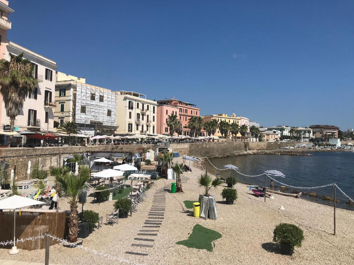 Апартаменти Casa Vacanza Tindara Чивітавекк'я Екстер'єр фото